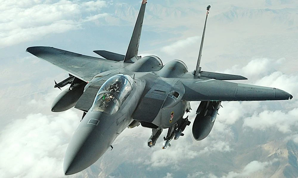 Λύθηκε το μυστήριο με το άγνωστο F-15 στο οπλοστάσιο του Πακιστάν-Νέα απειλή για την Ελλάδα ή όχι; (Βίντεο)